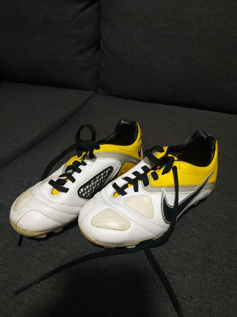 Nike cheap ctr360 kids