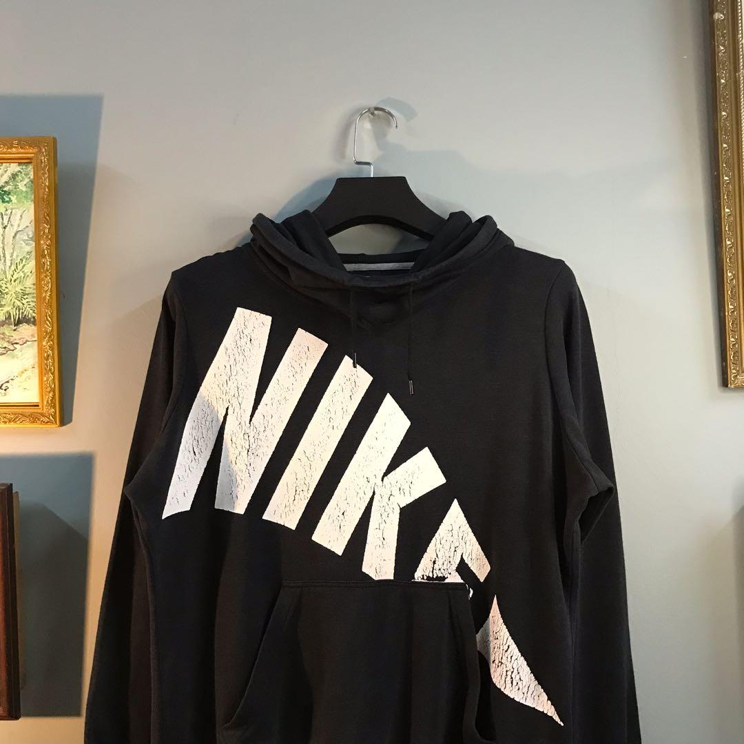 Nike big neck hoodie clearance