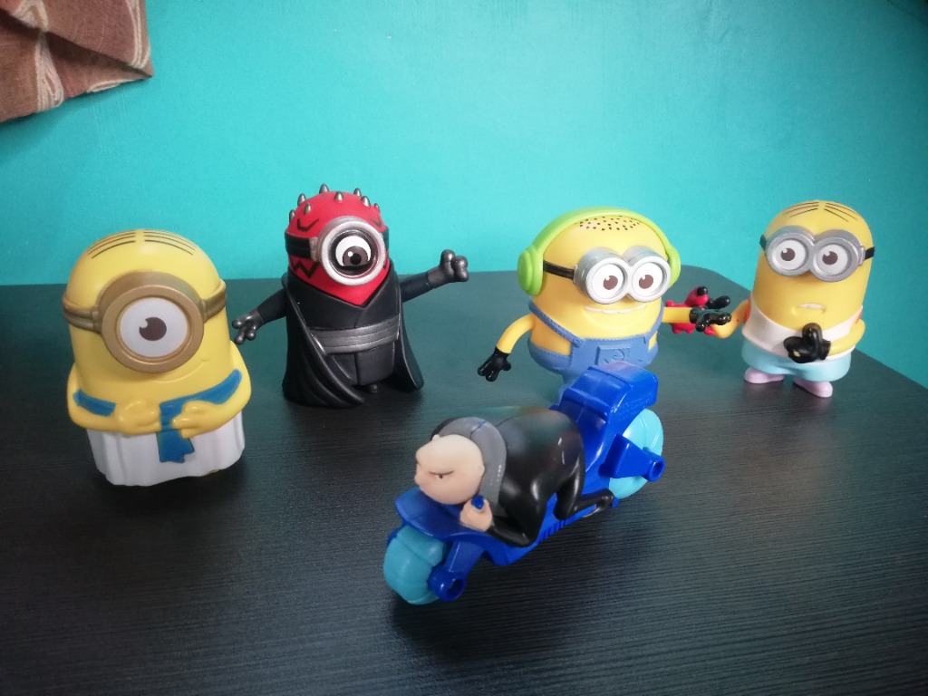 Set of 5 Despicable Me Minion Toys, Hobbies & Toys, Toys & Games on