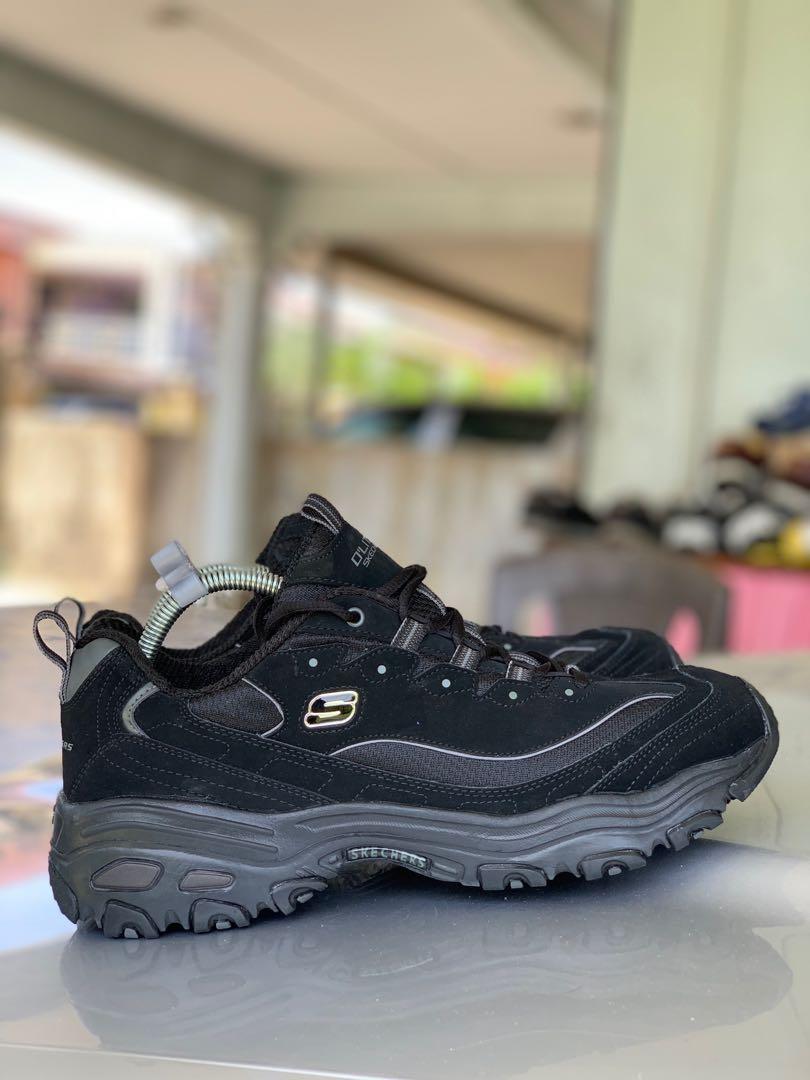 Skechers full black hotsell