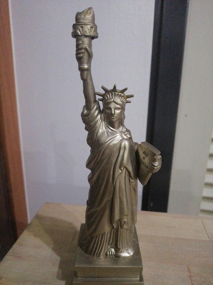 Statue of Liberty Lighter, Hobbies & Toys, Collectibles & Memorabilia