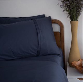 (Category: ) located in . Submitted by decorously (Listing ID 1117068555, Image 1). Description: .