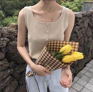 方領針織背心 杏色
