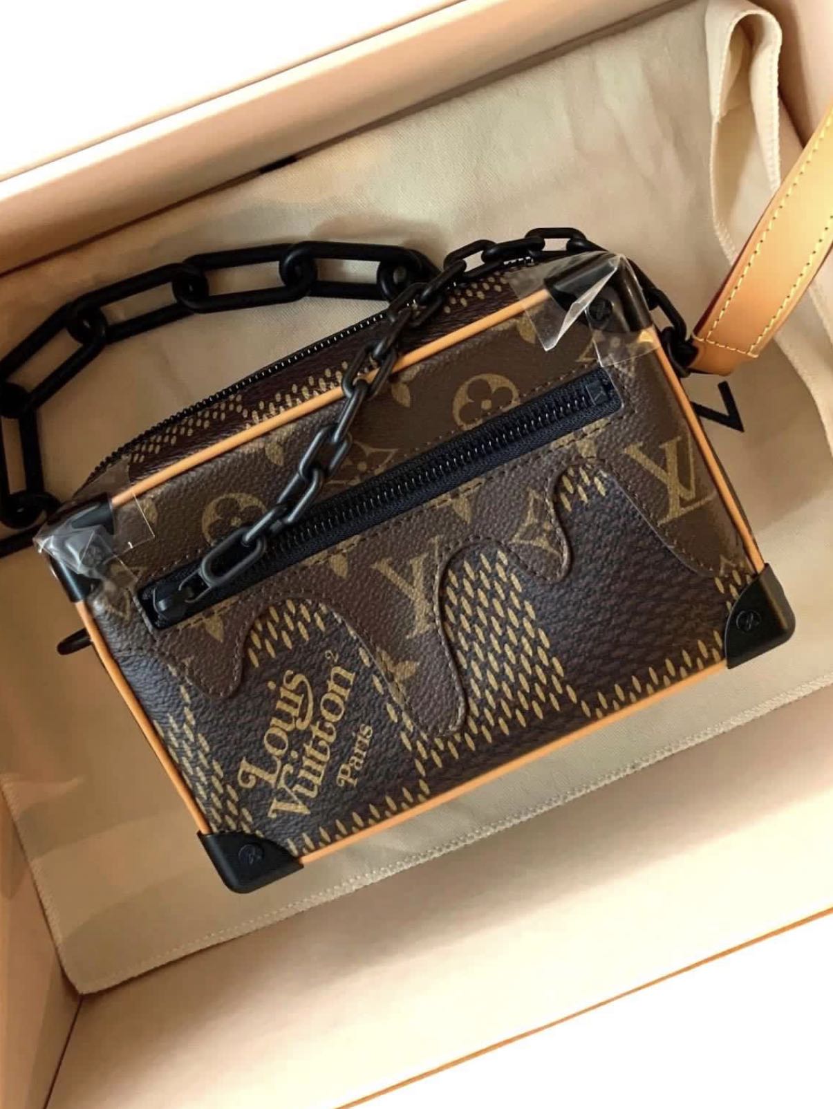 Authentic Louis Vuitton x Nigo e Sling Bag N40379, Luxury, Bags &  Wallets on Carousell