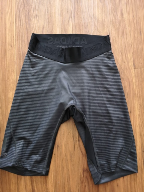 Adidas alphaskin sport graphic online