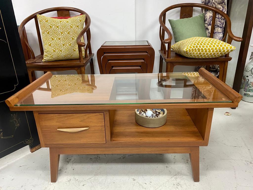 An Old Retro Coffee Table Furniture Home Living Furniture