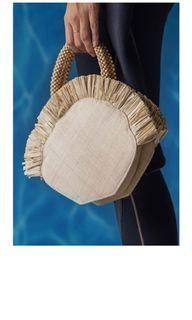 Aranaz Clam Bag