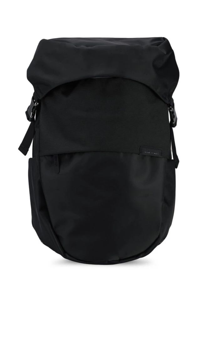 crumpler life citizen backpack