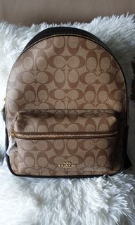 (Category: ) located in . Submitted by luxury4lesssg (Listing ID 1119706896, Image 1). Description: .