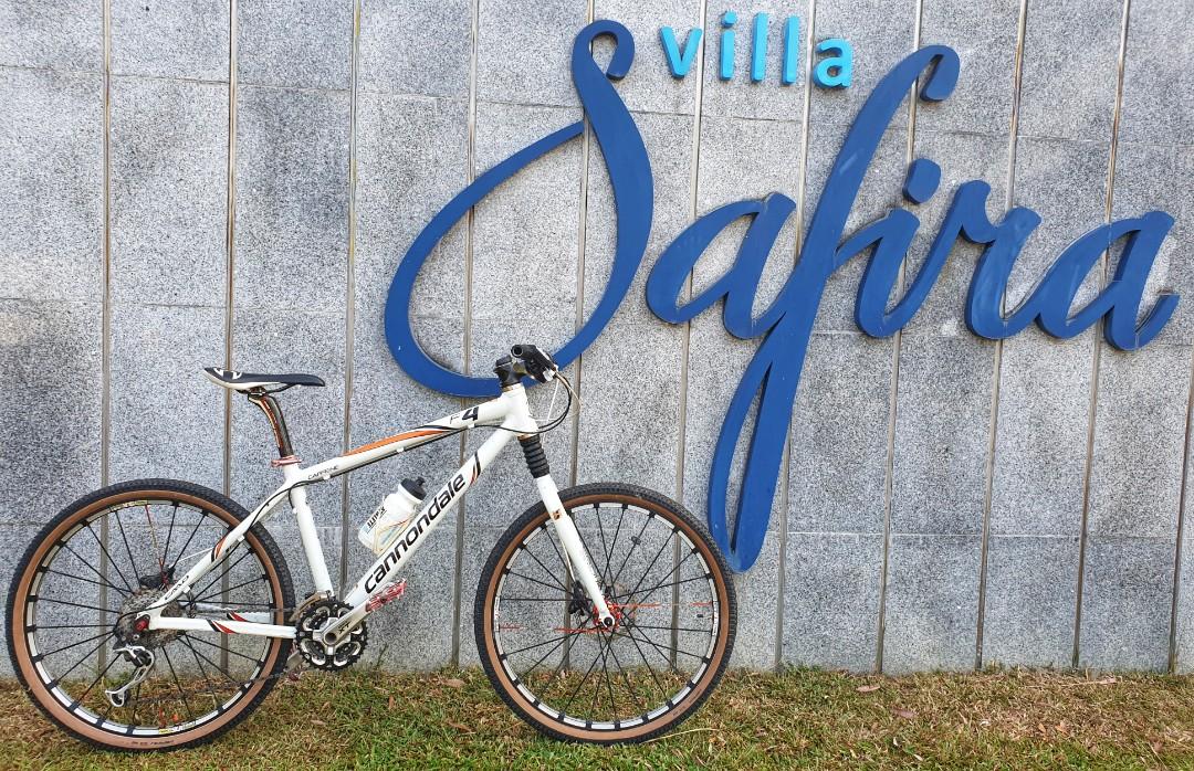 Cannondale f4 blue hotsell book