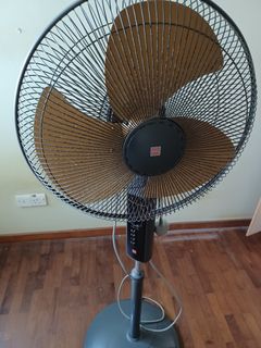 (Category: ) located in . Submitted by knqdm (Listing ID 1119682169, Image 1). Description: .