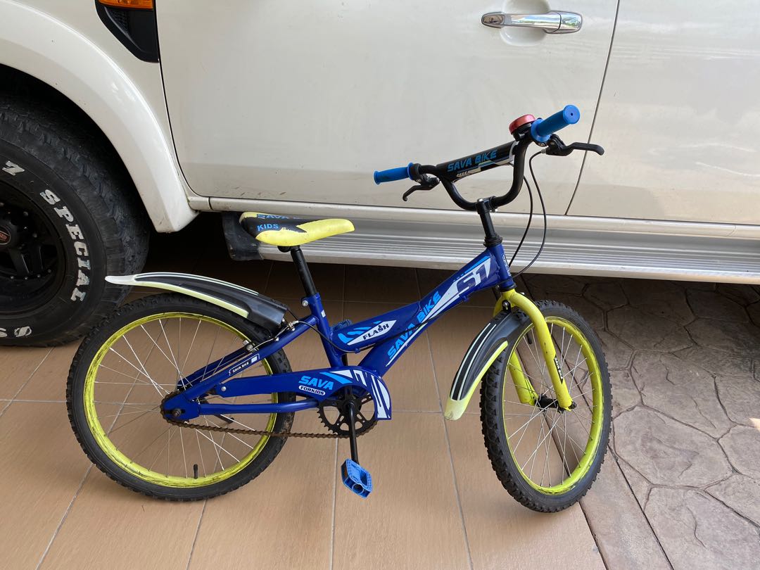 Cycle outlet medium size