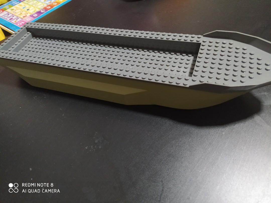 Lego sales green boat