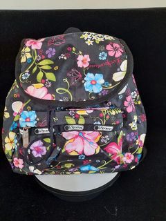 （分類：）位於 。 由 breadxd 提交（商品編號 1119748813，圖片 1）。簡介： 。
