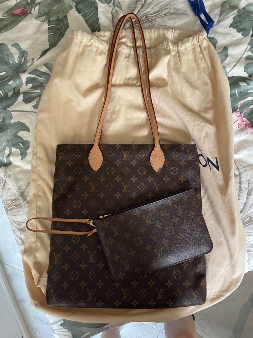 Louis vuitton hotsell carry it tote