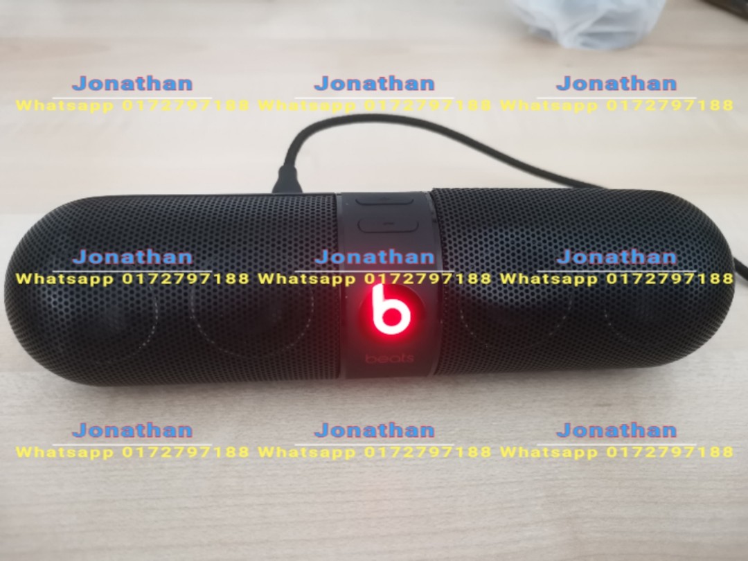Beats hotsell pill original