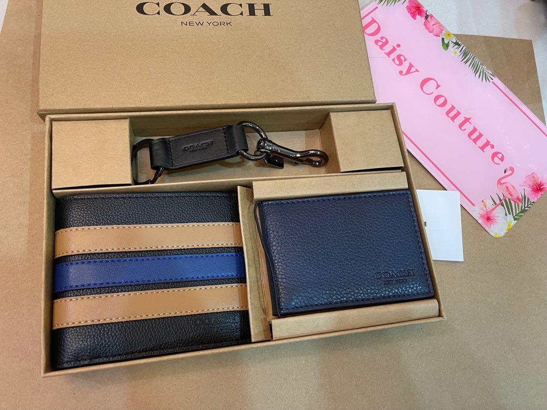 Coach wallet on sale me