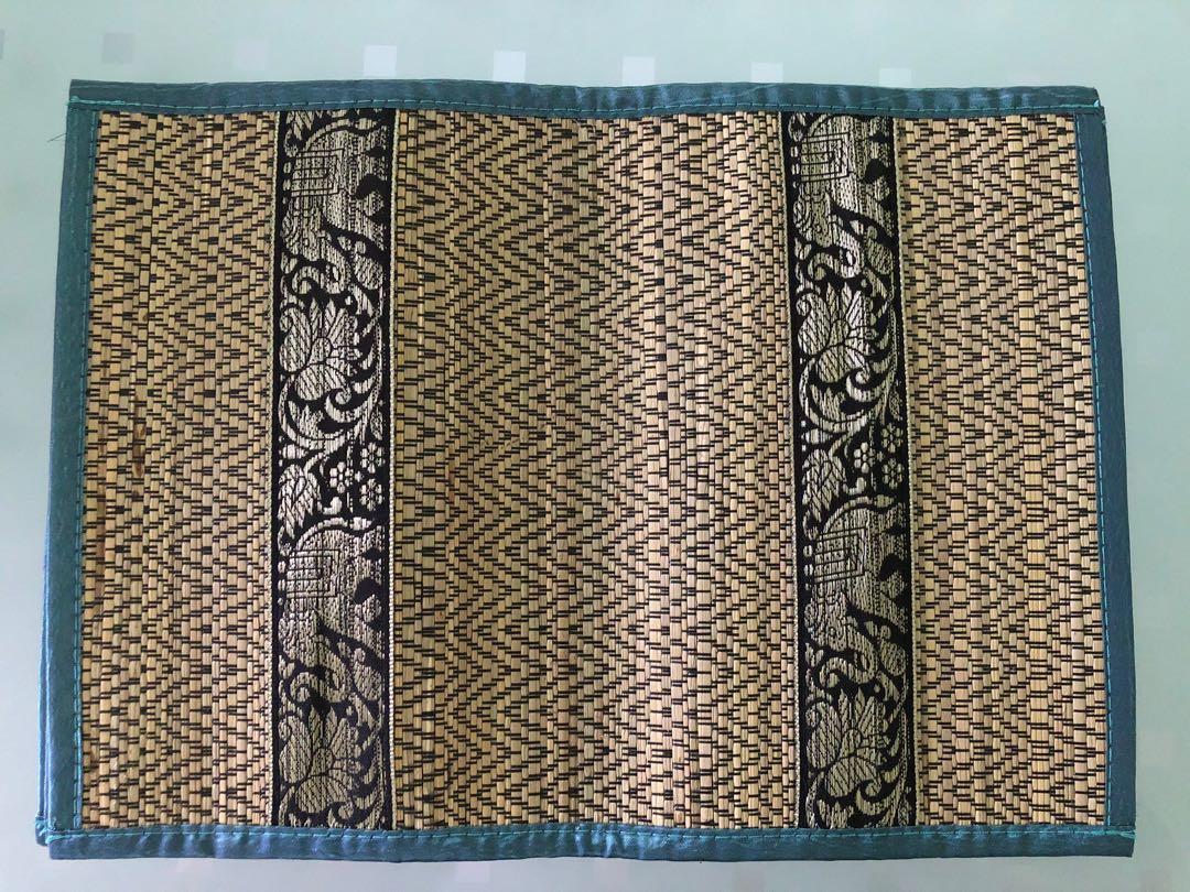 Set of 4 placemats and coasters, Furniture & Home Living, Kitchenware