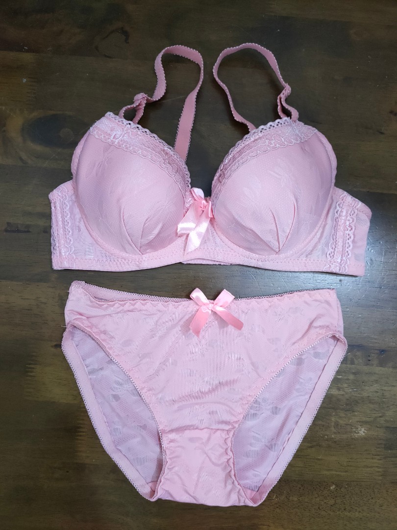 Sweet baby pink bra set, Women's Fashion, New Undergarments