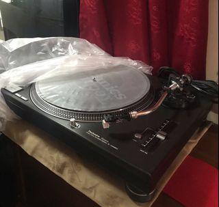 Technics SL-1200MK5