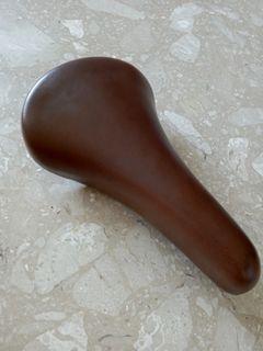 "Brooks lookalike" Saddle