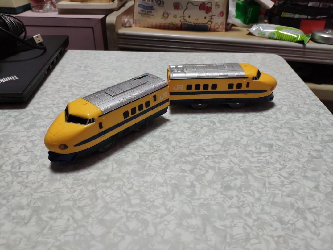 Tomy Plarail火車 缺中間車卡 興趣及遊戲 玩具 遊戲類 Carousell