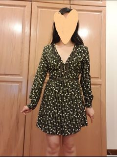 (Category: ) located in . Submitted by jenmimi (Listing ID 1119719718, Image 1). Description: .