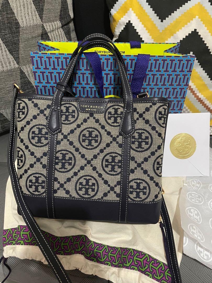 Tory Burch 83313 PERRY T MONOGRAM SMALL TRIPLE-COMPARTMENT TOTE IN