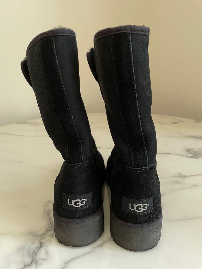 Ugg with metal plate hotsell