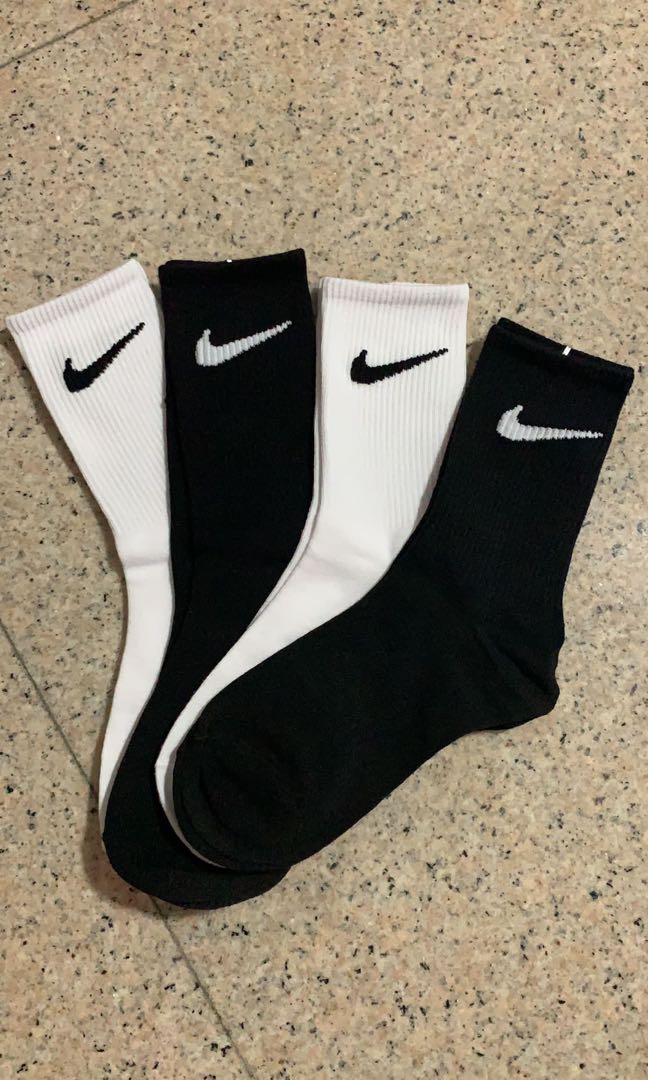 White nike socks with black shoes shop