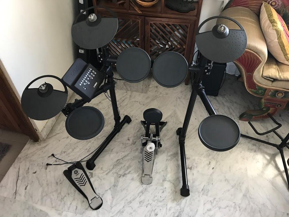Yamaha Electronic Drum Kit DTX450K, Hobbies & Toys, Music & Media