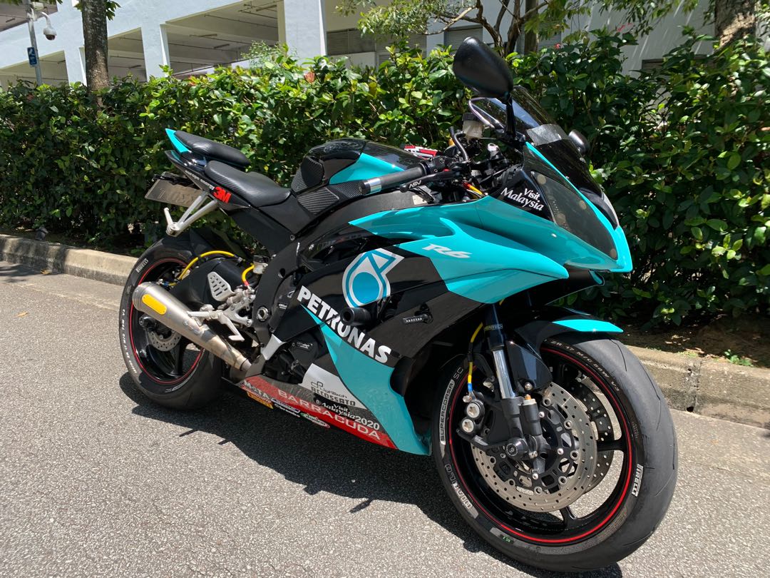 R6 petronas online