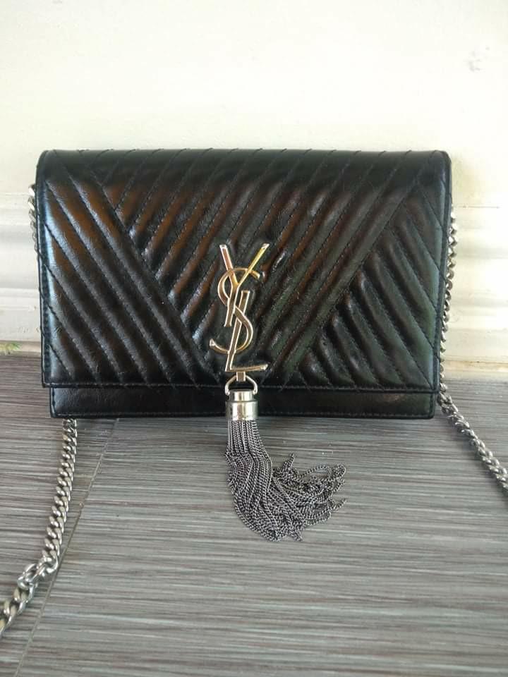 harga sling bolsa ysl original