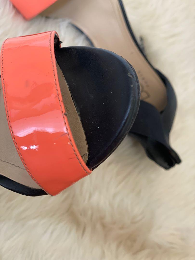 BCBG High Heels (Category: Heels) located in Manila. Submitted by thriftytreasuresph (Listing ID 1119806526, Image 3). Description: ITEM FRIM US BALIKBAYAN BOX SIZE 7 Please see Images for details Available for shopee checkout.