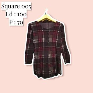 Blouse kotak kotak