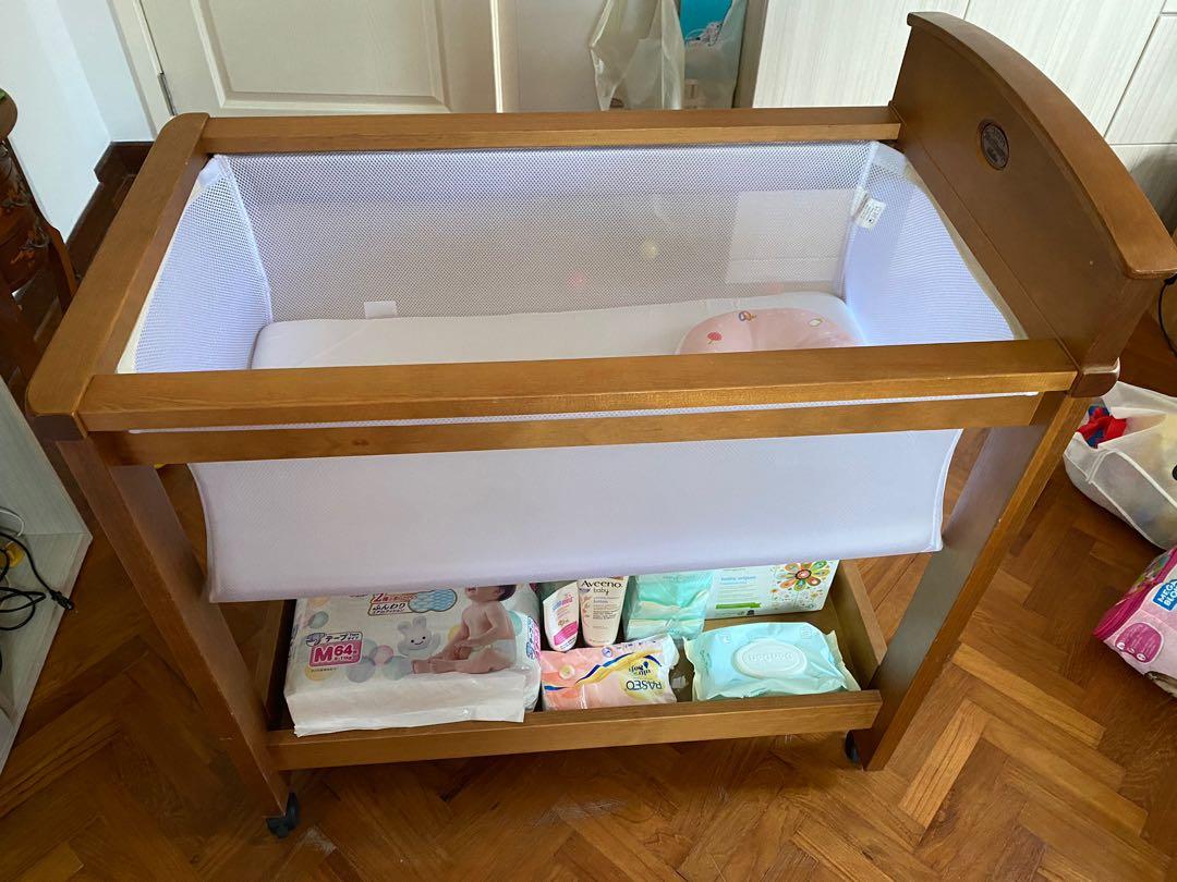 Boori country collection online bassinet