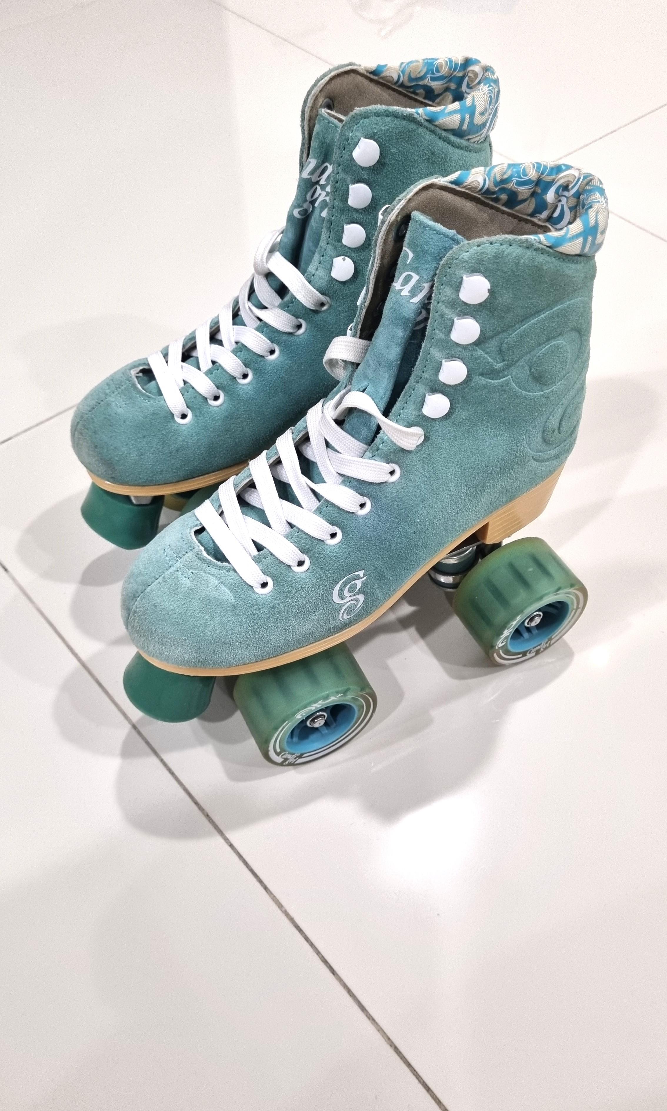 Candi Girl Roller Skates, Sports Equipment, Sports & Games, Skates