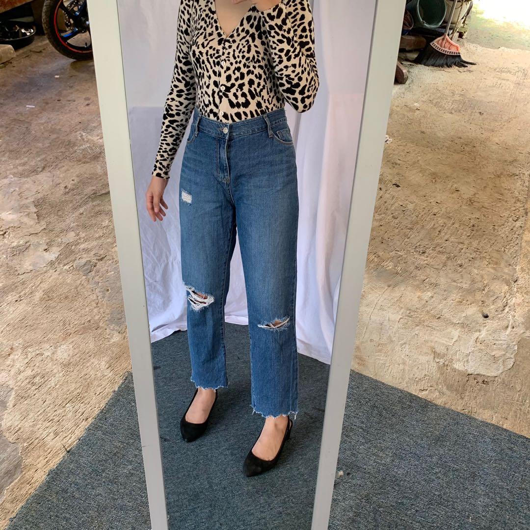 ❗SOLD❗ - Celana Ripped Boyfriend Jeans 