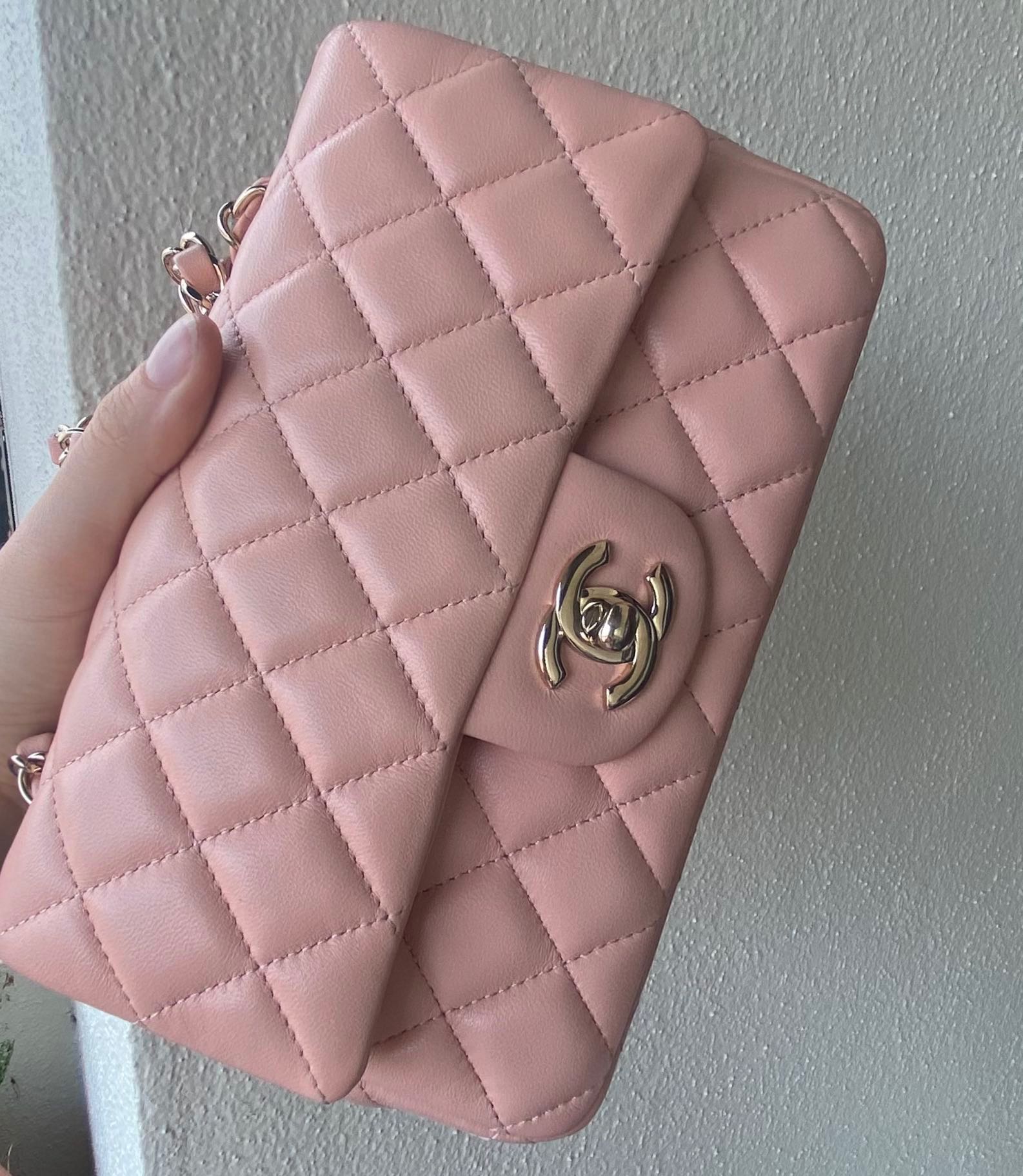 Chanel 21p light pink Clearance