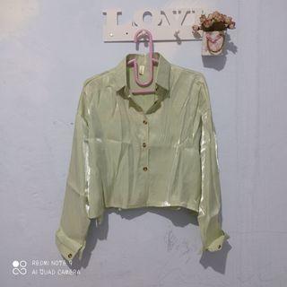 Crop top kemeja