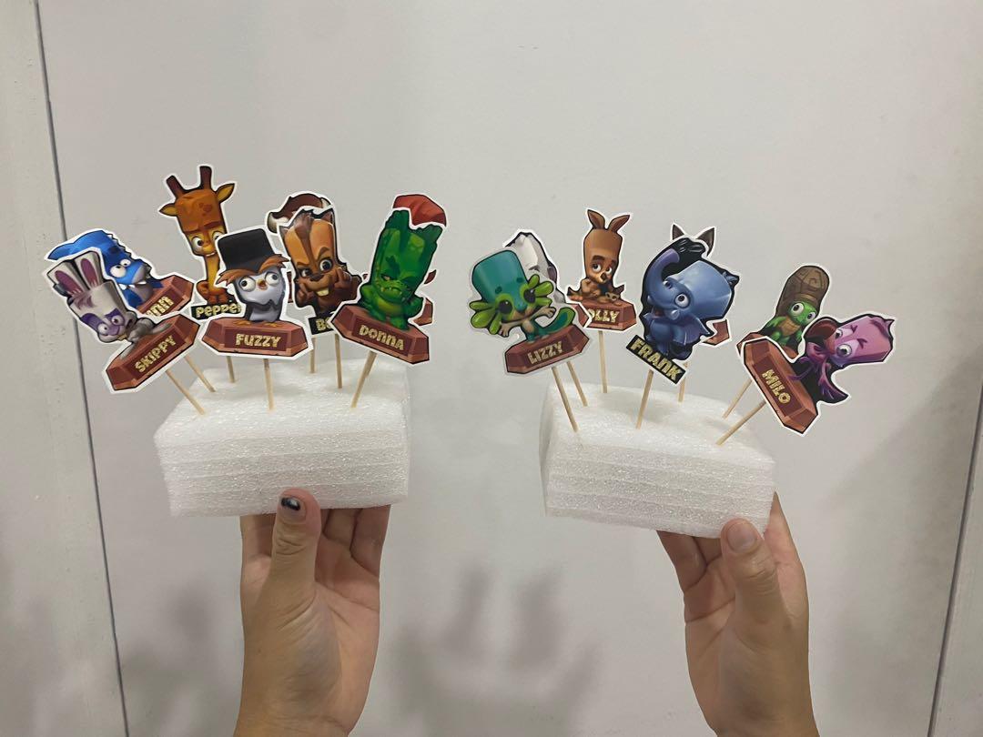 Food Case Topper Customised cake topper - food safety stick included, Hobbies & Toys ...