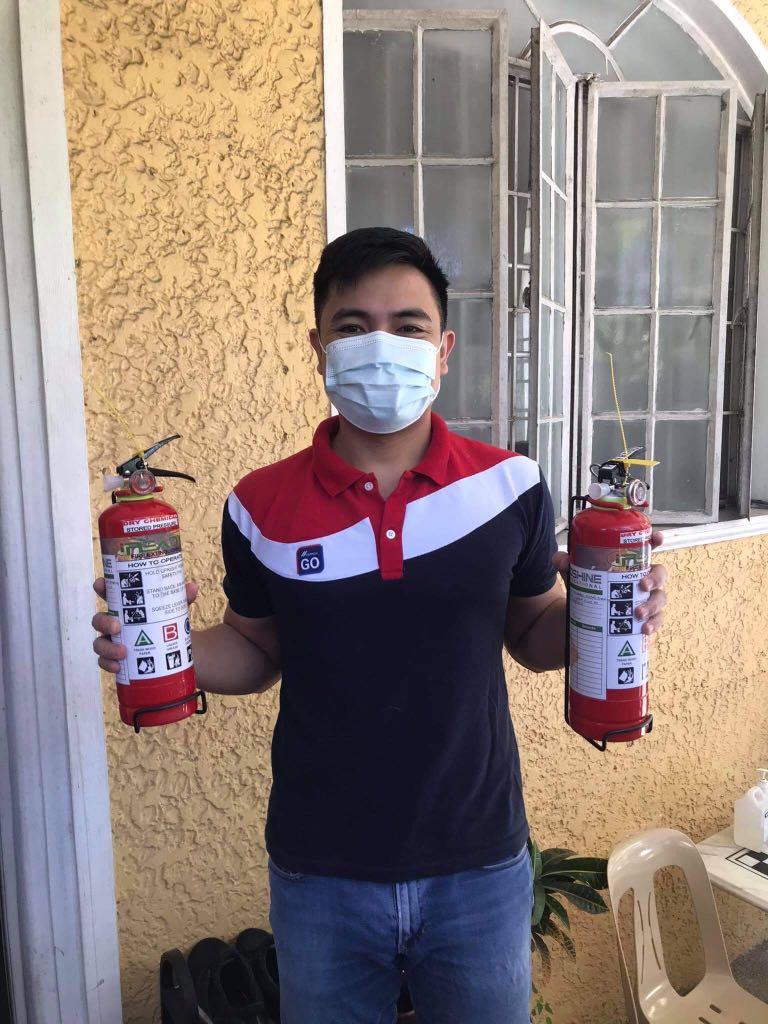 Fire Extinguishers (same day delivery) (Category: Safe) located in Dinalupihan. Submitted by vvvvv915 (Listing ID 1119999732, Image 1). Description: .