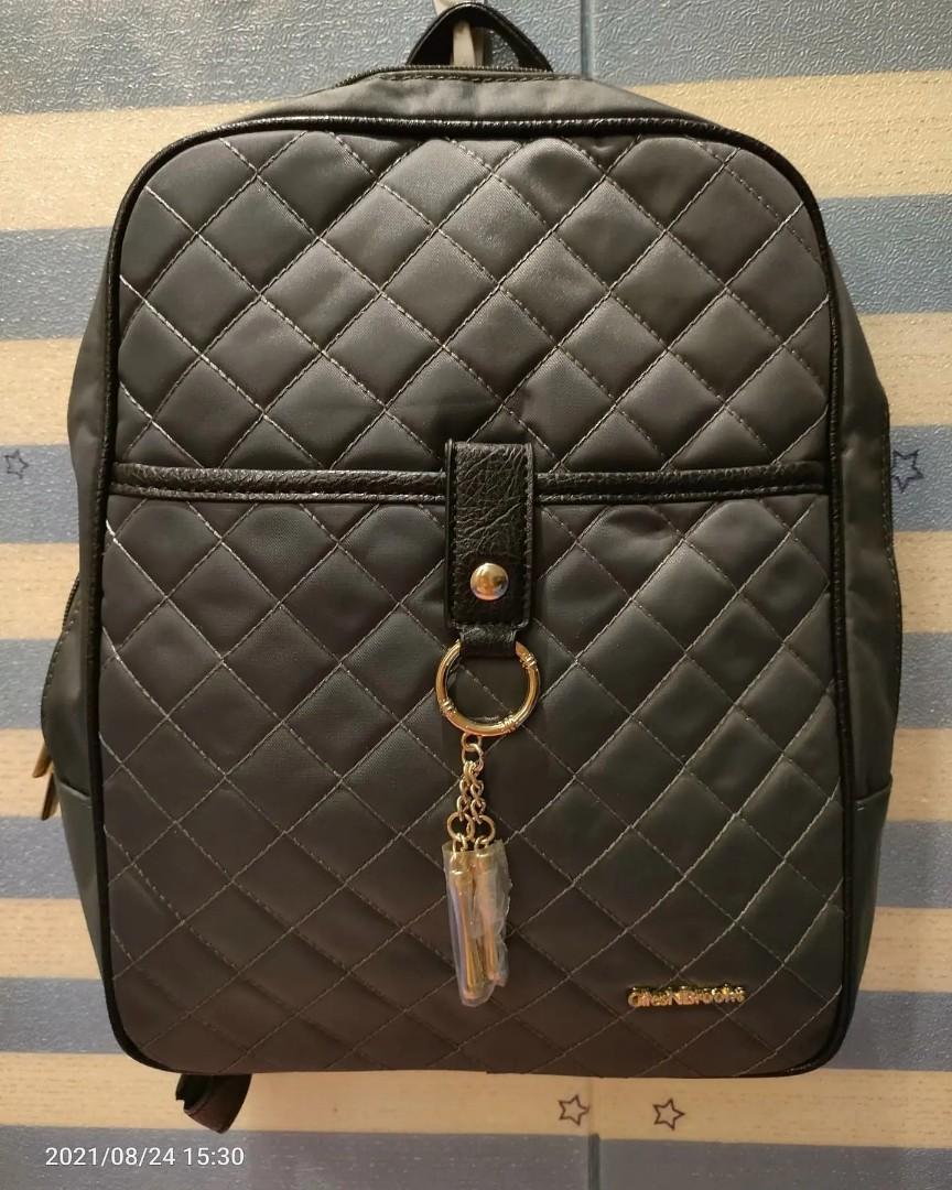 Giles n shop brooks backpack