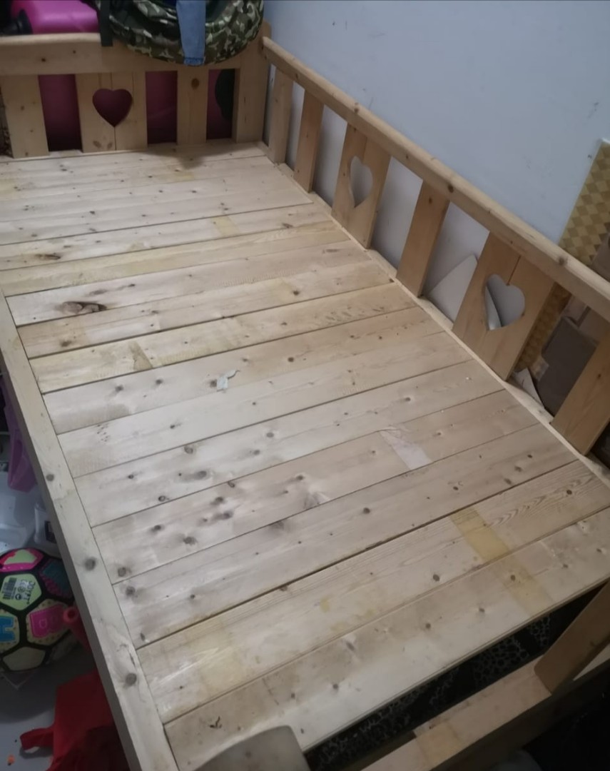 Katil Bayi Wooden Baby Bed Cot Attached to Parents Bed with, Babies & Kids, Baby Nursery & Kids