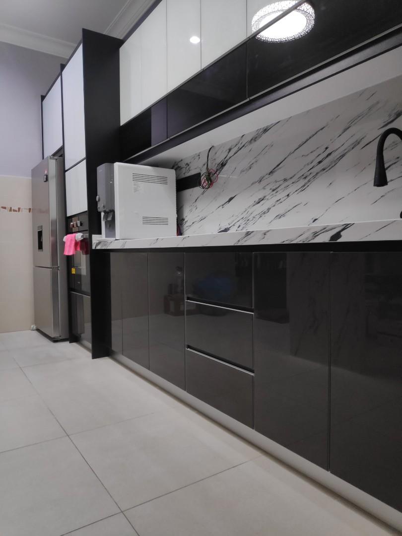 Kitchen cabinet online 4g glass