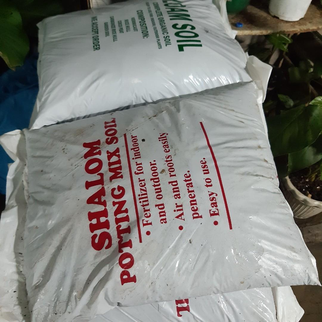 Loam soil,potting mix ,plants & windchimes (Category: Soil & Fertilisers) located in Antipolo. Submitted by blueshopvintage (Listing ID 1119868218, Image 2). Description: loam soil 80each min.of 5packs 90 each retail potting mix 80each min.of 5packs 90 each retail plants starts at 100up windchimes free engrave of short quote or name.