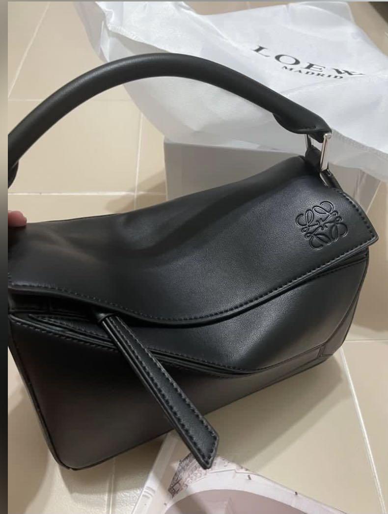 Puzzle outlet sling bag