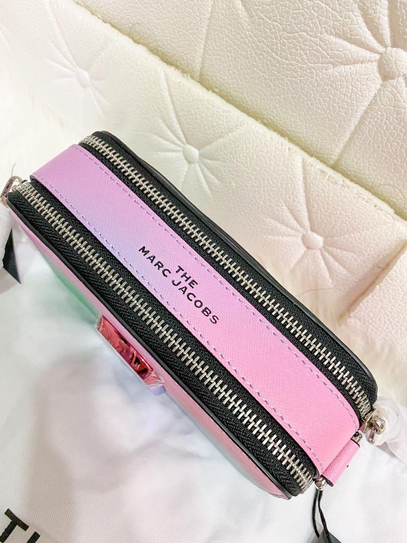 Marc Jacobs Snapshot Ombre Camera Bag, Luxury, Bags & Wallets on Carousell