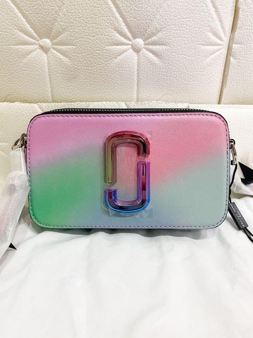 Marc Jacobs Snapshot Ombre Camera Bag, Luxury, Bags & Wallets on Carousell
