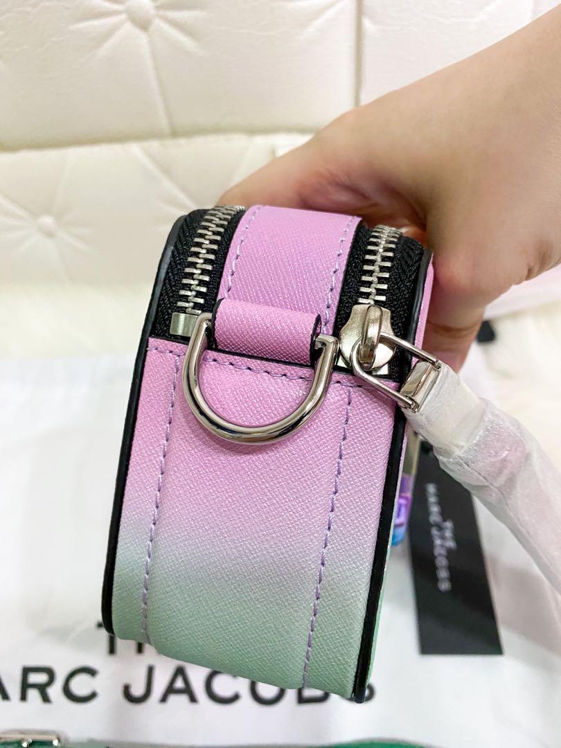 Marc Jacobs Snapshot Ombre Camera Bag, Luxury, Bags & Wallets on Carousell